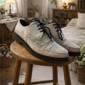 Rare Vintage Marc by Marc Jacob’s Cream/Grey Studded Creeper leather Loafers